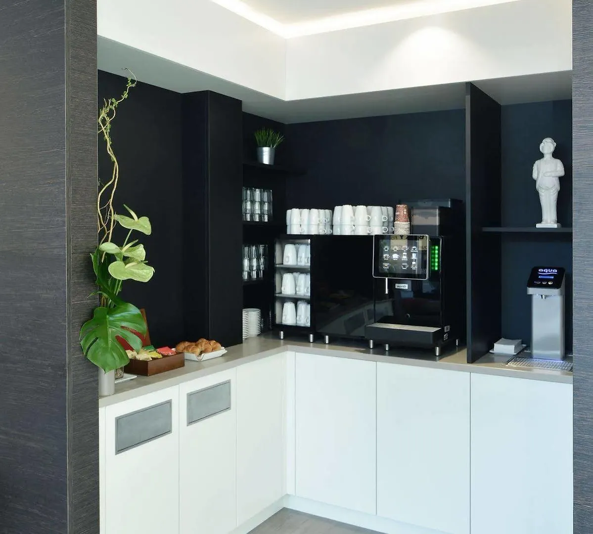 Hotel Des Alpes Geneva 3*,  Switzerland